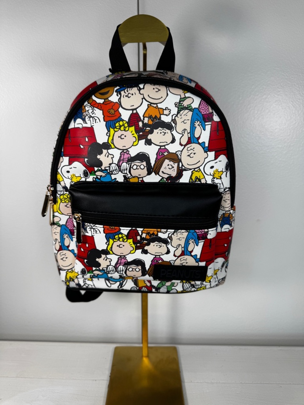 ✨ RARE Peanuts Collector Mini Backpack – New With Tags ✨